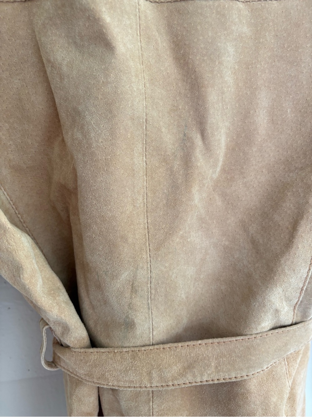 Vintage Wilsons Tan Suede Leather Belted Jacket Size M Western Boho Equestrian - Picture 9 of 10